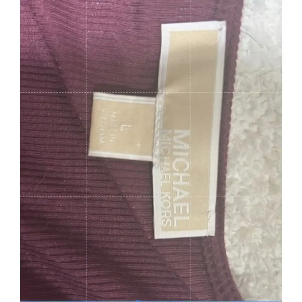Michael Kors V Neck blouse